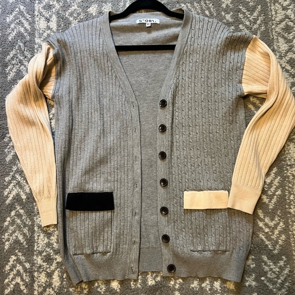 STORY Women's Gray and Tan Cardigan Sweater size S (i121) - Picture 9 of 9